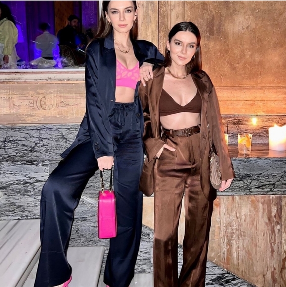 Zara Jackets & Blazers - Zara 2 Piece Set Flowy Blazer With Pockets & Straight Leg Satin Effect Pants